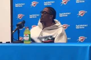 雷霆慘遭馬刺三殺 杰威坦承球隊(duì)迷失比賽節(jié)奏